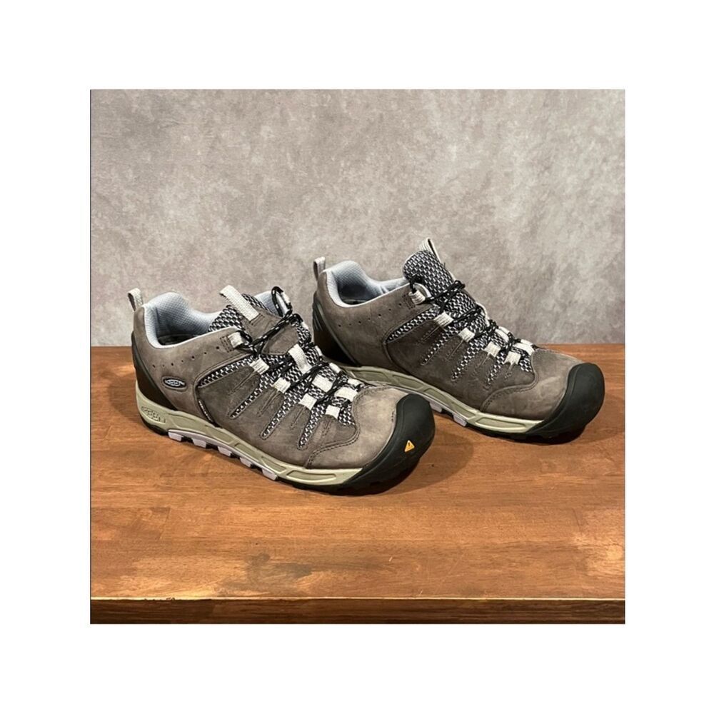 KEEN Voyageur Gray Suede Leather Low-Cut Hiking Shoes size 8.5